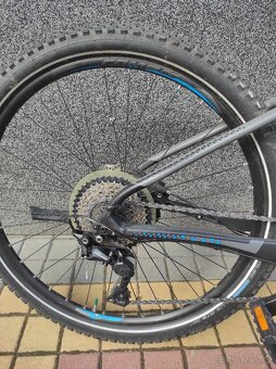 MERIDA eBIG.SEVEN 500 Matt Grey/Black horské elektrokolo - 2