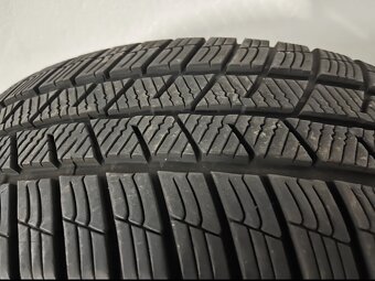 225/60 R18 Zimní pneu Barum 90% - 2