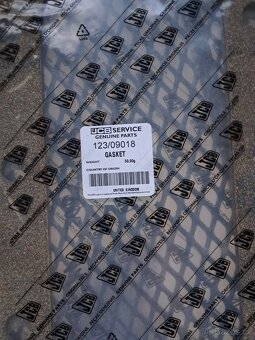 Filtry traktorbagr JCB - 2