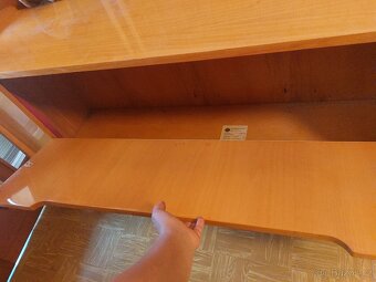 starý bytelný peřinák - 2