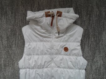 Bílá dlouhá delší zateplená vesta SAM - XS, S - 2