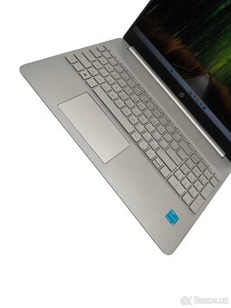 HP 15s-fg3 ( 12 měsíců záruka+Faktura ) - 2