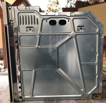 Vestavná trouba Whirlpool - 2