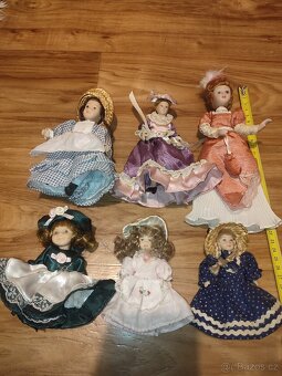 Porcelánová panenka malá - 2