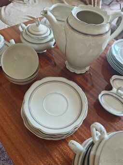 Jídelní servis pro 6 osob - 2