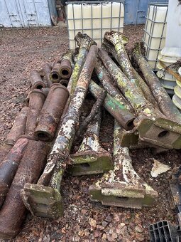 Staré litinové sloupy - 2