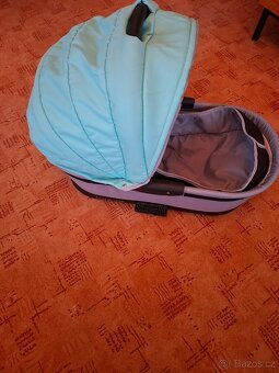Dětský kočárek - 2