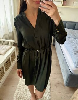 Zelené elegantní šaty H&M - 2