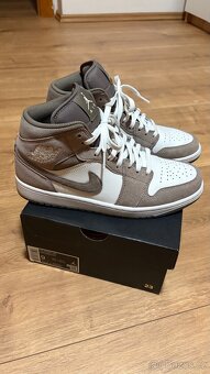 Air Jordan 1 Mid - 2