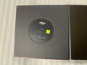 The Chemical Brothers - Don't Think (Large Casebound Book E - 2