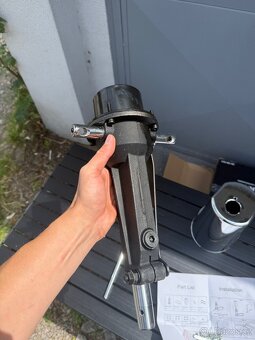 Hydraulická pumpa kadeřnickému křeslu - 2