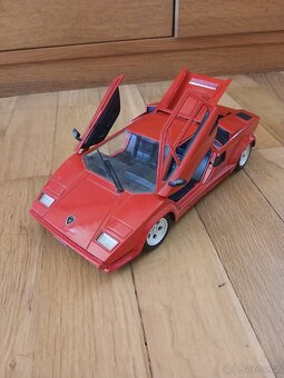 Lamborgini Countach - 2