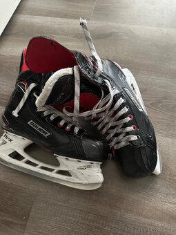 Bauer brusle x600 vel 44 - 2