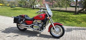 Honda VF 750C - 2