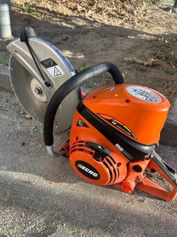 Rozbrušovací pila ECHO CSG-7410Es skoro nová - 2