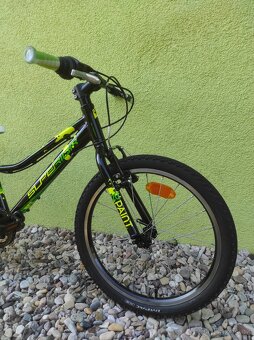 Značkové dětské kolo Superior 20" (černá/žlutá/zelená) - 2