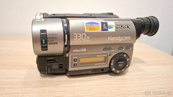 Videokamera Sony CCD-TR713E, Hi8, Video8 - 2