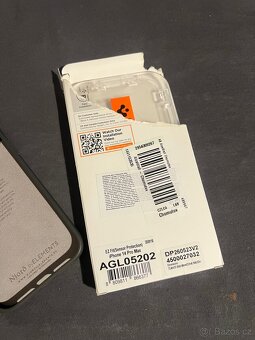 iPhone 14 Pro Max - kryt a ochranné sklo Spigen - 2