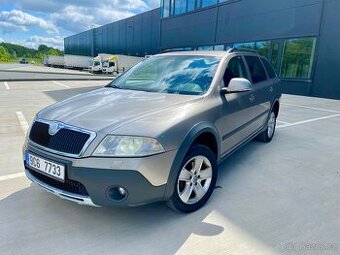 Škoda Octavia Scout - 2