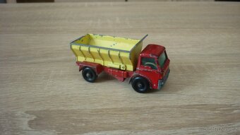 MATCHBOX RW GRIT - SPREADING TRUCK NO 70 - 2