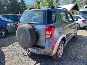 DAIHATSU TERIOS 1.5 4X4 - 2