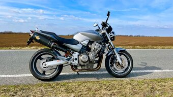 Honda Hornet 900 - 2