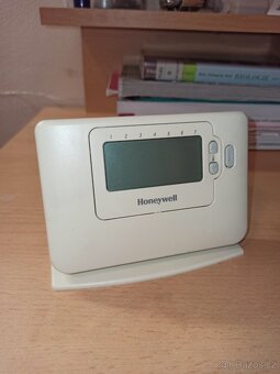 Termostat Honeywell CM727 - 2
