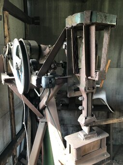 Prodám buchar - domácí výroba, funkční - 2