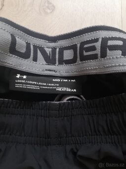 KRAŤASY UNDER ARMOUR vel. M - 2