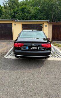 Audi A8 - 2