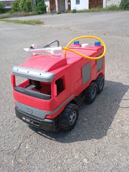 Auta - 2