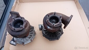 2x turbodmychadlo Tatra V12 K36 - 2