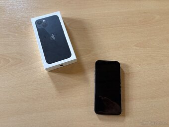 iPhone 13 128 GB, rok starý, kondice baterie 99 % - 2
