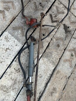 Prodám zánovní kompletní servo zetor - 2