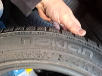 2x ziimni Nokian WR A4 245/45R18 100V ExtraLoad - 2