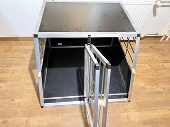 Klec do auta pro psa - 2