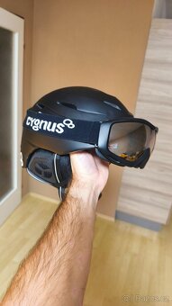 Lyžařská helma - 2