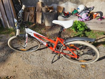 Author Ultima 24, velikost 15",7-11 let - 2