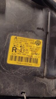 PP Xenonový světlomet touran - 2