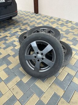 Alu kola Nokian 215/60 R16 - 2