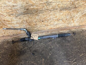 HŘEBENOVÉ ŘÍZENÍ SERVO ŘÍZENÍ AUDI 4B1422066M - 2