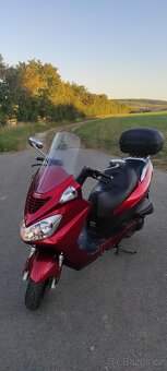 Skútr Daelim S2 125 - 2