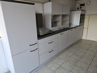 Kompletní kuchyně NOBILIA GREY MATT vč. spotřebičů - 2