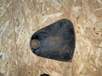 kastlík na ČZ 125 B / T - 2