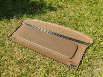 Plato kufru Nissan Almera - 2