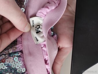 Dívčí sukýnka C&A. č.122 - 2