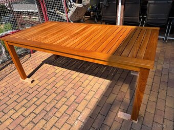 Zahradní stůl - 2