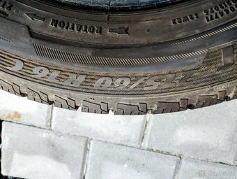 Pneu 215/60/16.C..Zimni.Matador - 2