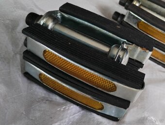 Originál pedály Babetta, uloženky - 2