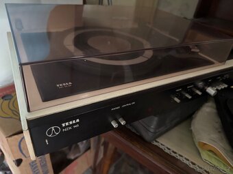 Gramofon TESLA HC 14.20 funkční - 2